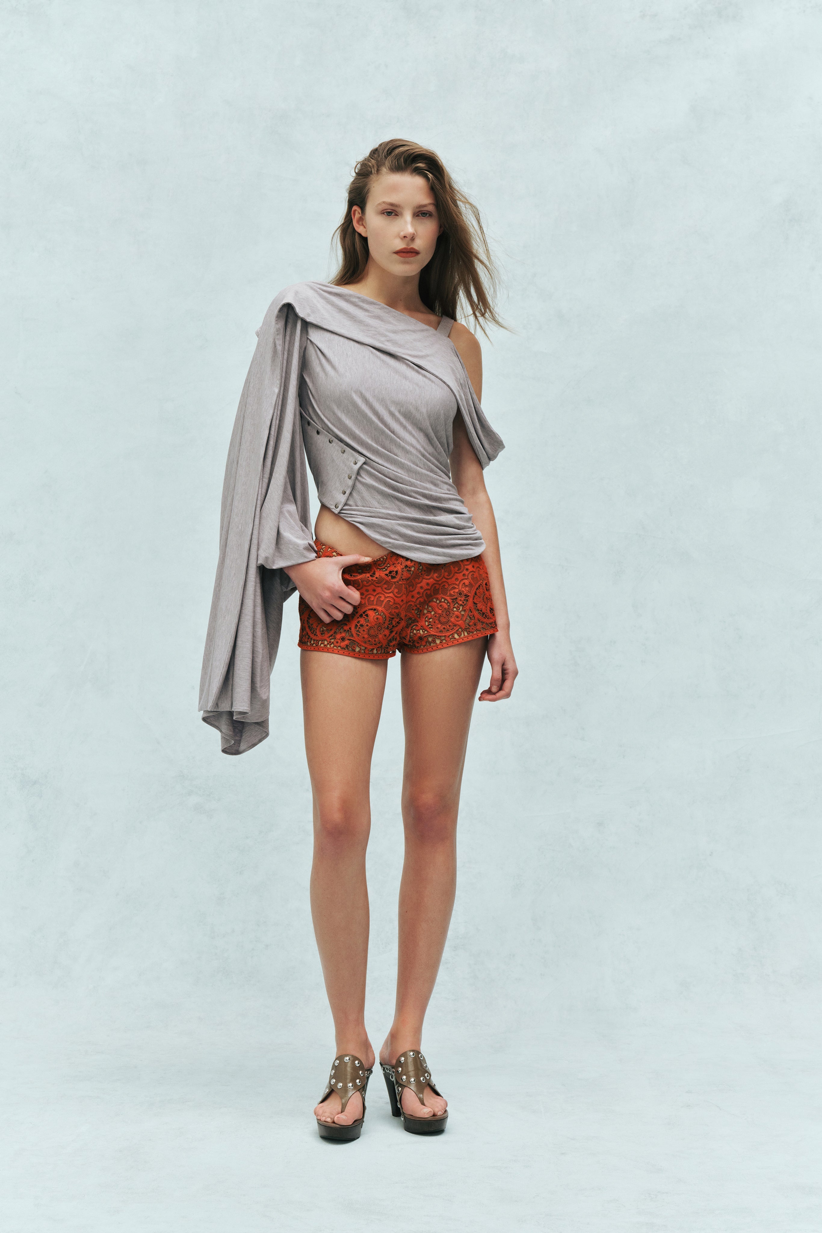 Resort 2027 Look 28