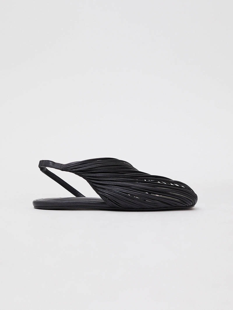Saskia Stranded Flat - Image 1