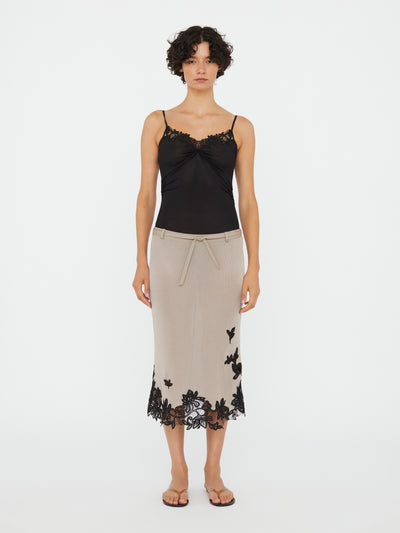 Hibiscus Embroidered Rib Skirt