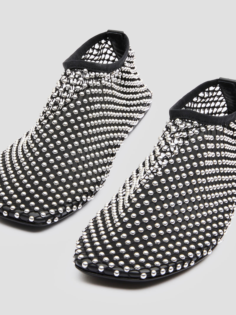 Minette Stud Flat - Image 5