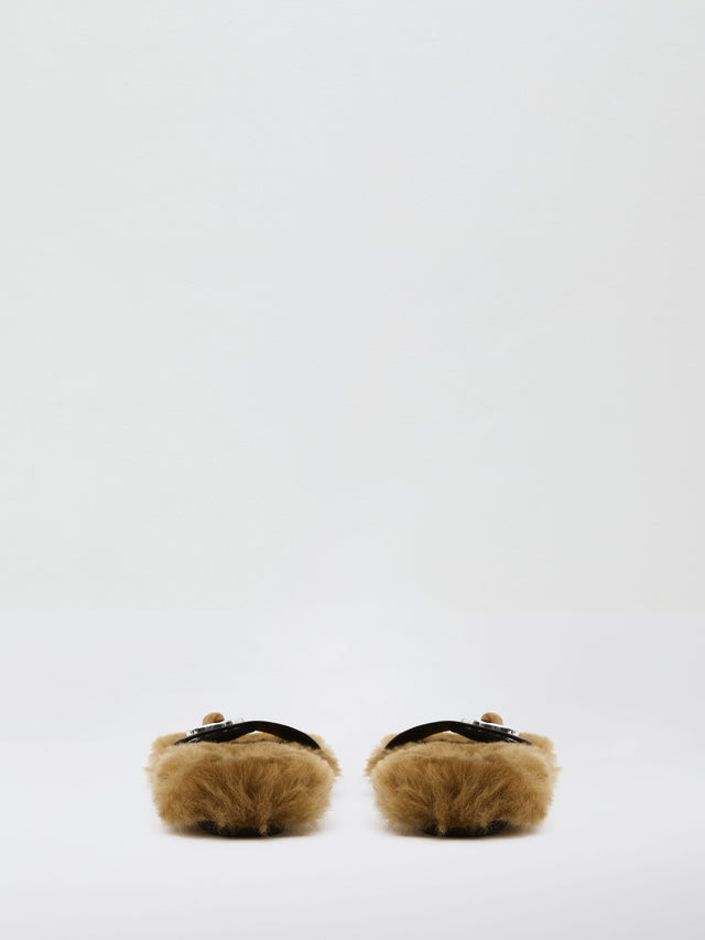 Turnlock Sheepskin Flat