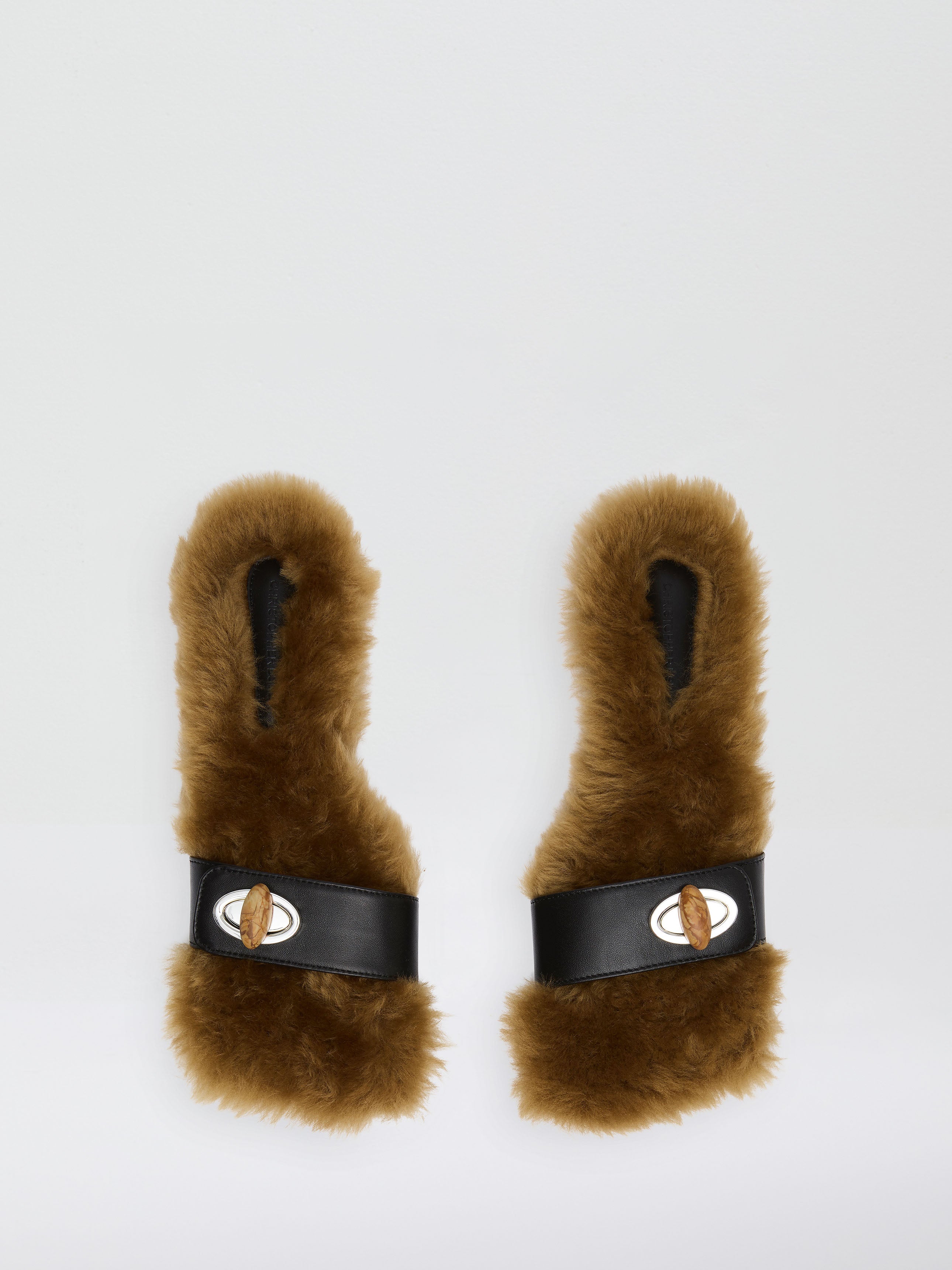 Turnlock Sheepskin Flat