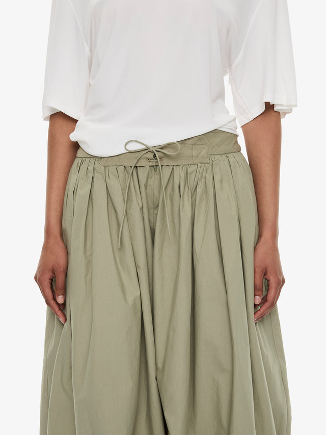 Side Cowl Waist Tee